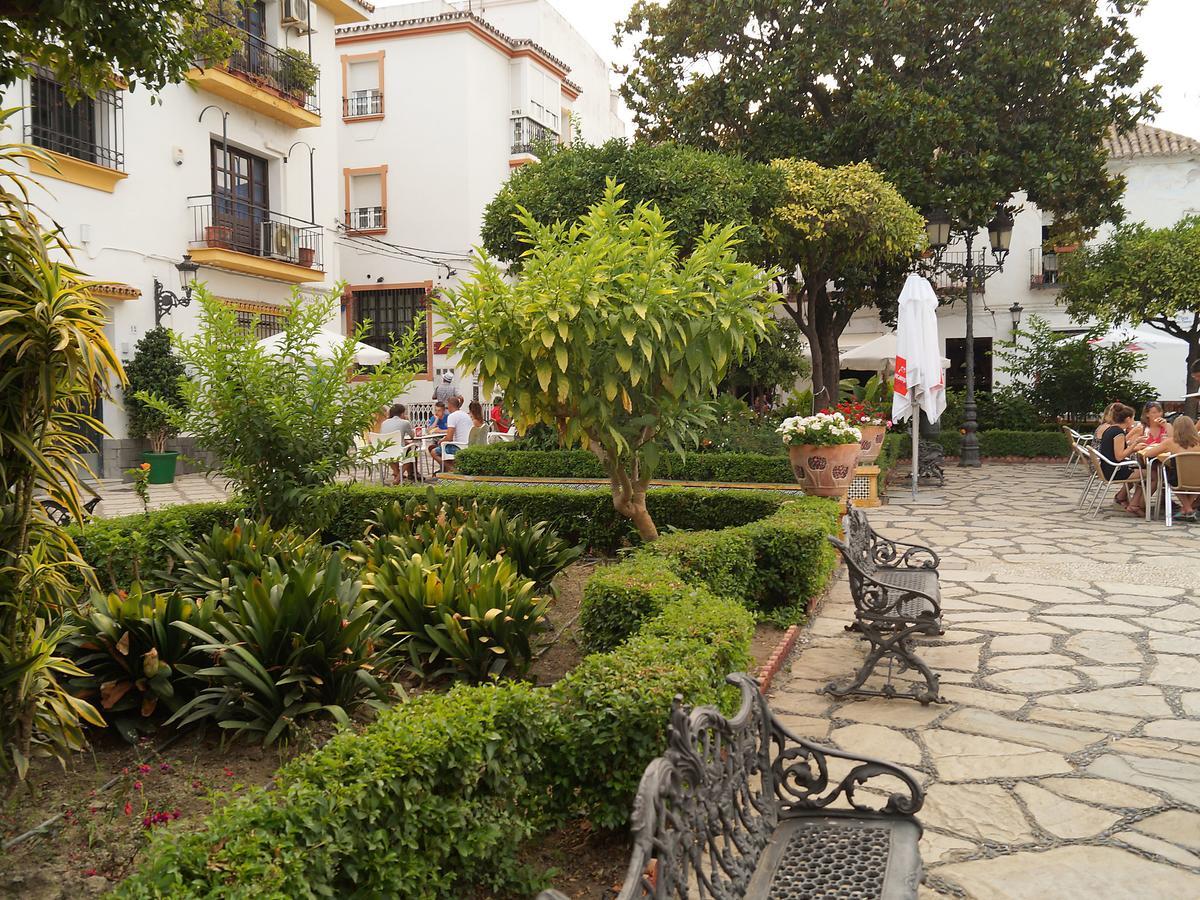 Apartment Plaza De Las Flores By Interhome เอสเตโปนา ภายนอก รูปภาพ