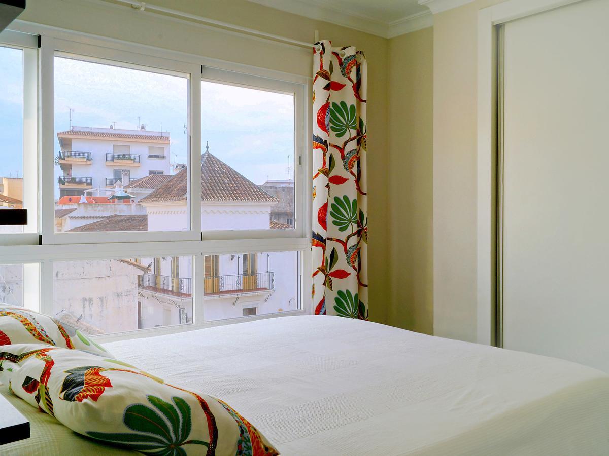 Apartment Plaza De Las Flores By Interhome เอสเตโปนา ภายนอก รูปภาพ