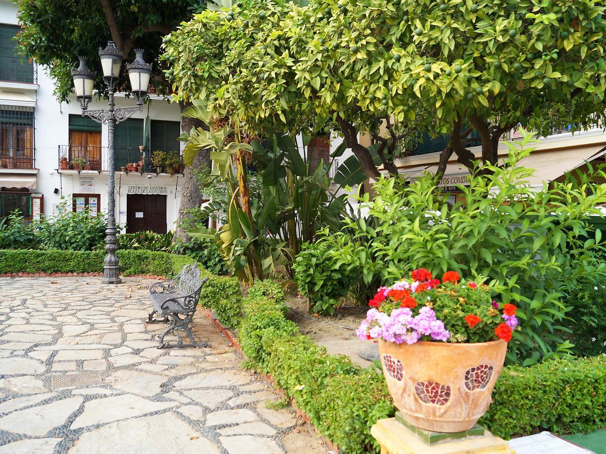 Apartment Plaza De Las Flores By Interhome เอสเตโปนา ภายนอก รูปภาพ