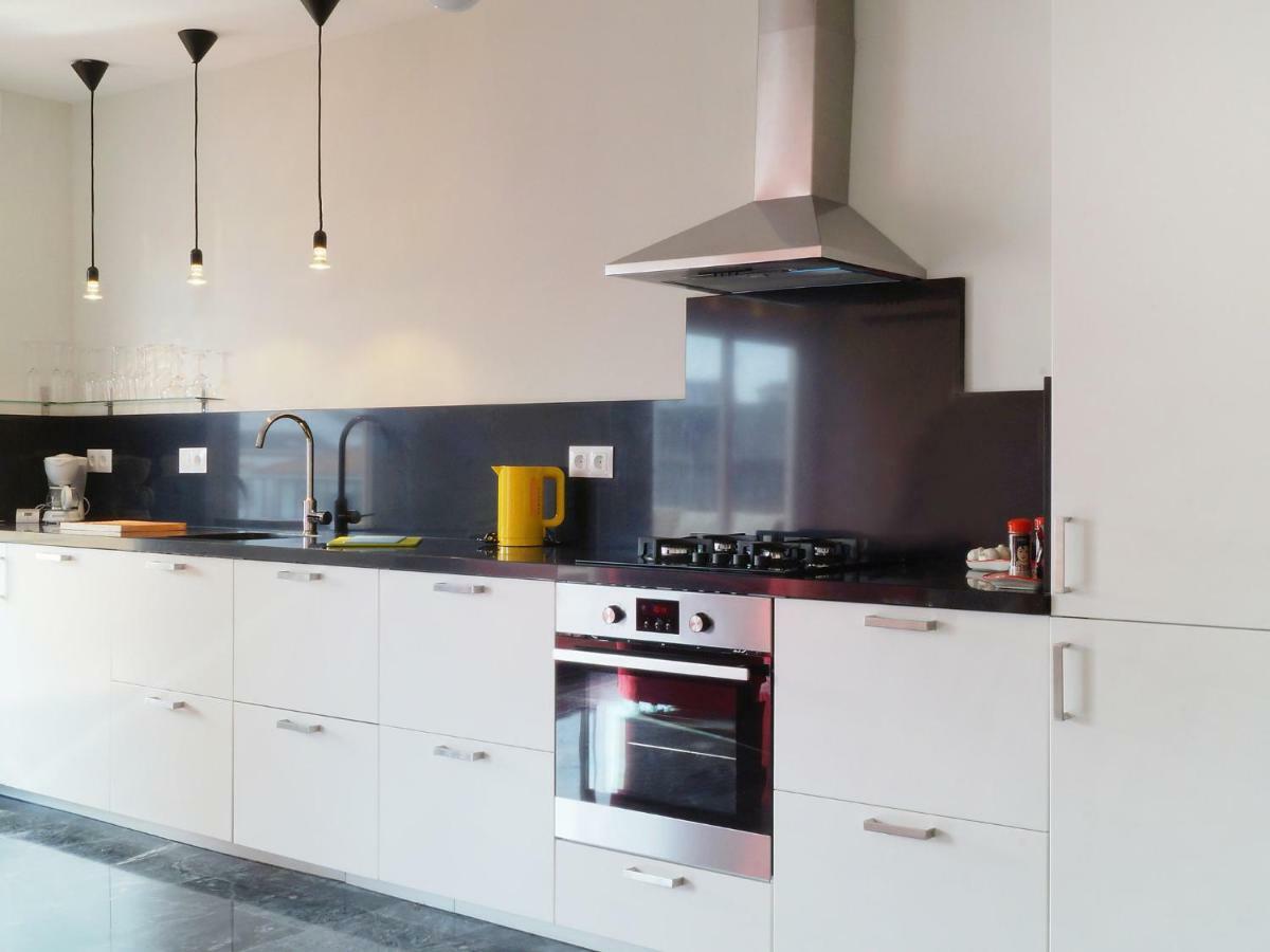 Apartment Plaza De Las Flores By Interhome เอสเตโปนา ภายนอก รูปภาพ